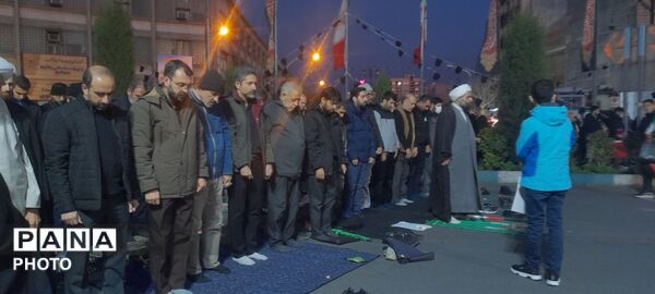 مردم تهران؛ پای کار انقلاب