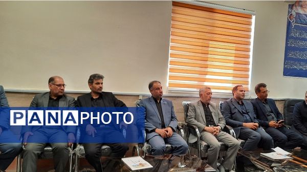 بازدید مدیر کل استان خراسان رضوی  از ستاد اسکان فرهنگیان ثامن 2