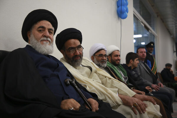 مراسم جشن ازدواج به‌مناسبت نیمه شعبان در مسجد جمکران