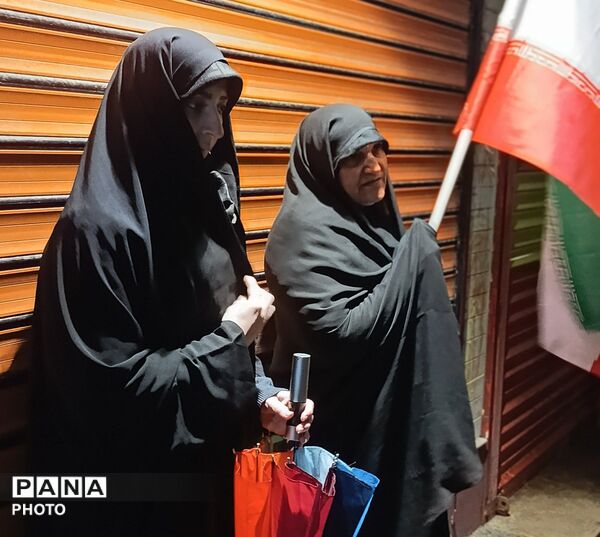 سرما در برابر آتش عشق دلها به رهبر چیزی نبود