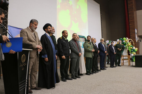 رونمایی از کارت خدمت جهادی معلمان در قم