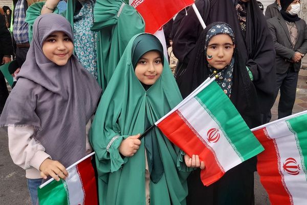 ۲۲ بهمن در ورامین، حماسه ای به وسعت یک شهر
