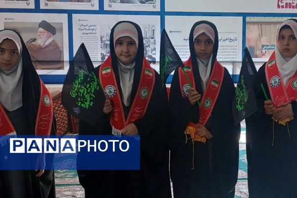 طرح "لاله‌های روشن"  در دبستان نجمه فیروزکوه 