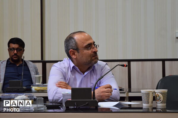 نشست خبری اصحاب رسانه در فارسان 