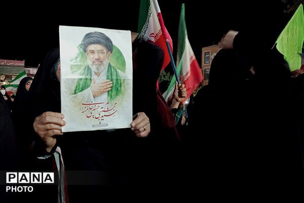 طنین دوباره شعارهای انقلابی در قلب ورامین
