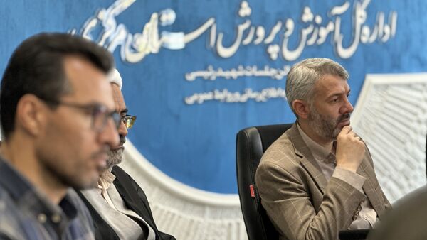 برگزاری اولین دوره‌ی توانمندسازی ‌مدرسان آموزش‌خانواده استان مرکزی با موضوع مهارت‌های دعوت فرزندان به نماز