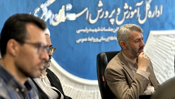 برگزاری اولین دوره‌ی توانمندسازی ‌مدرسان آموزش‌خانواده استان مرکزی با موضوع مهارت‌های دعوت فرزندان به نماز