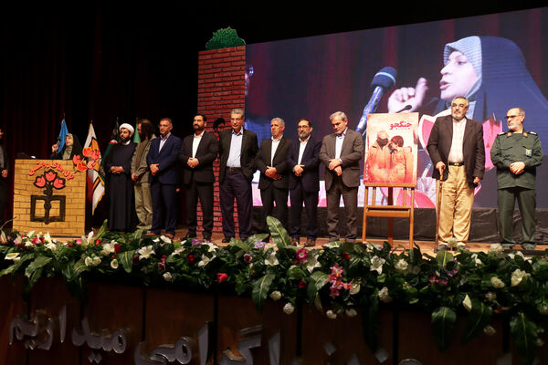 آیین گرامیداشت ۱۸۵۰ شهید دانش‌آموز و ۲۰۵ شهید فرهنگی آذربایجان شرقی