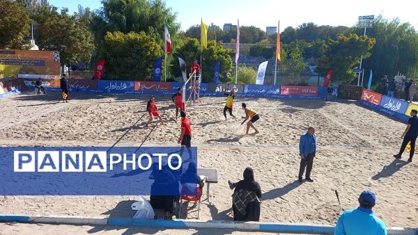 هفته دوم لیگ برتر والیبال ساحلی کشور در مراغه