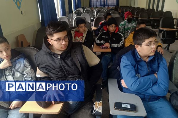 دوره تخصصی عکاسی و فیلمبرداری خبری ویژه دانش‌آموز خبرنگاران پانا شهریار