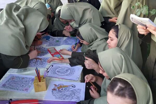 ایستگاه نشاط برای دانش‌آموزان بهارستانی