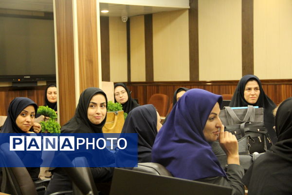 برگزاری جلسه تخصصی مراقبین سلامت مدارس ناحیه یک شهرری