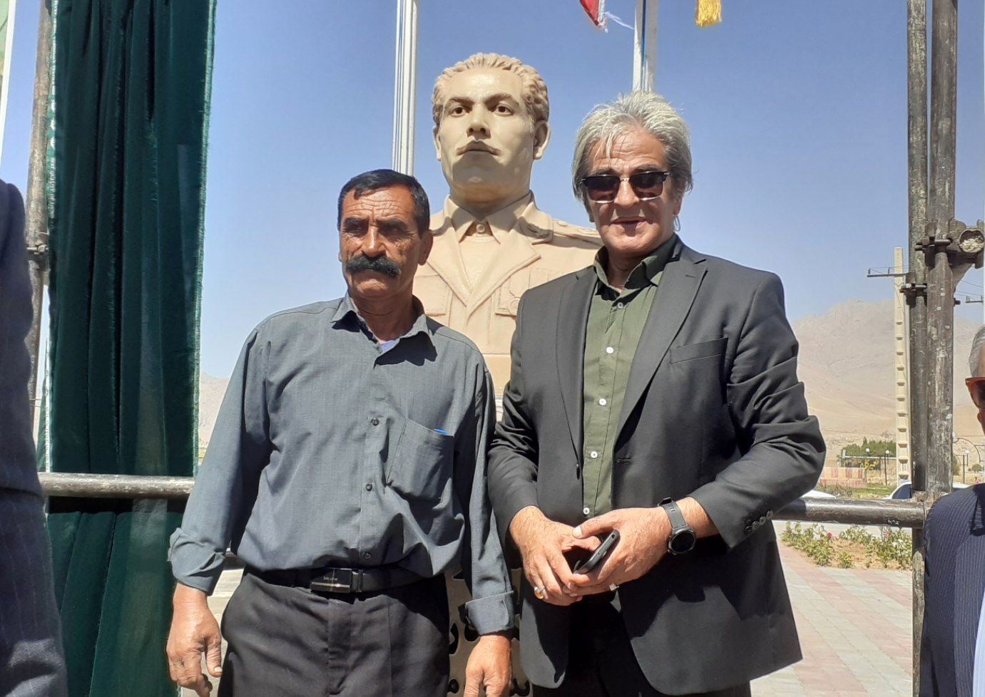 حماسه‌ای ماندگار در بیرانشهر؛ رونمایی از تندیس تیمسار اسکندر بیرانوند