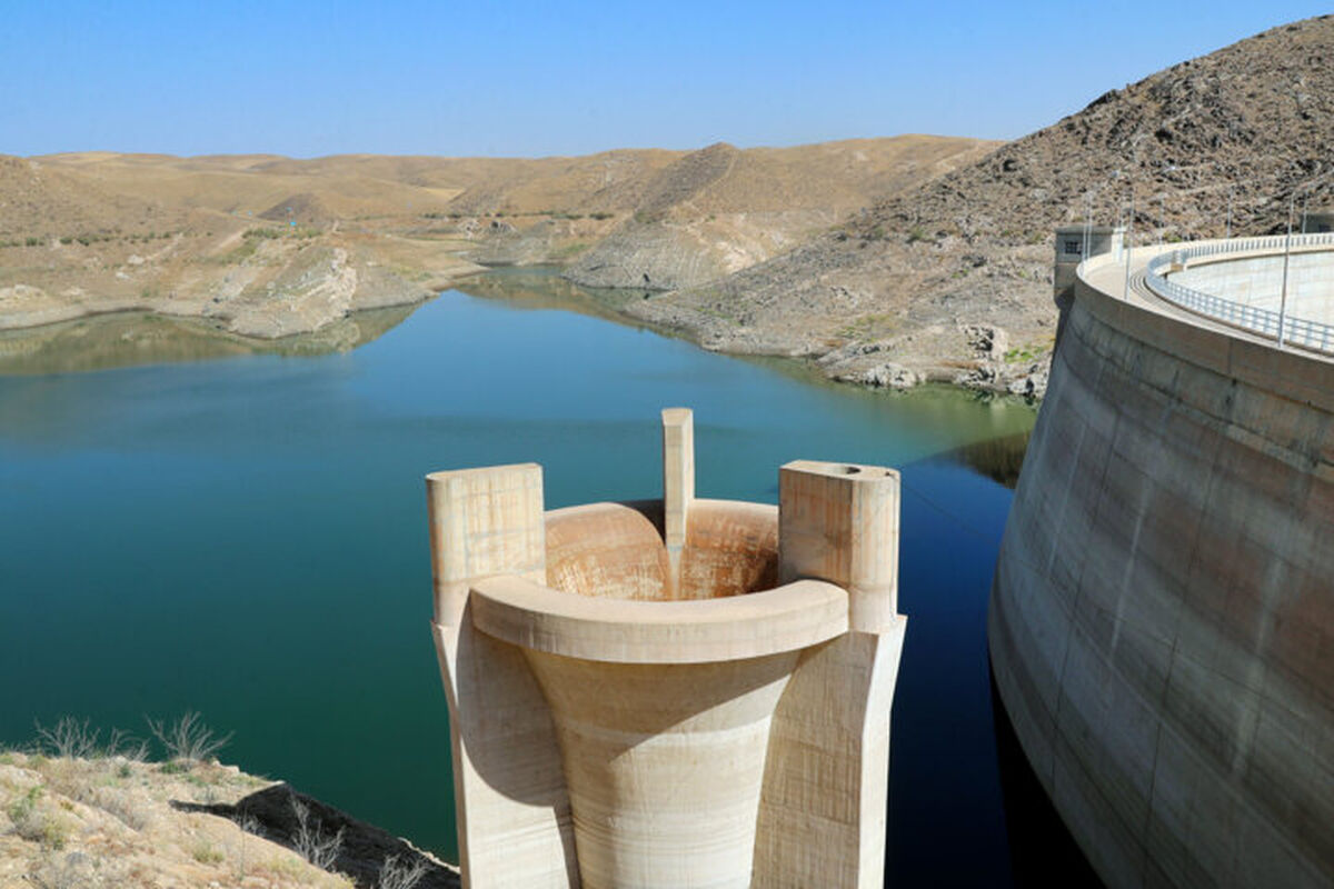 ۶۴ درصد ظرفیت سدهای کشور خالی است