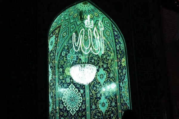 گزارشی از فرودگاه دل‌ها؛ زائران سکوت در باند پرواز به سوی خدا