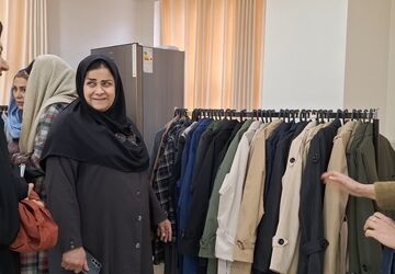 برپایی بازارچه  و تولیدات والدین اتیسم در مرکز مهرآفرین اصفهان
