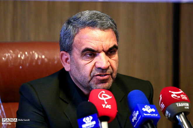 هیچ مدرسه غیردولتی حق دریافت مبالغ غیرقانونی ندارد/ برخورد با ۱۳۰۰ مدرسه متخلف در سال‌های اخیر