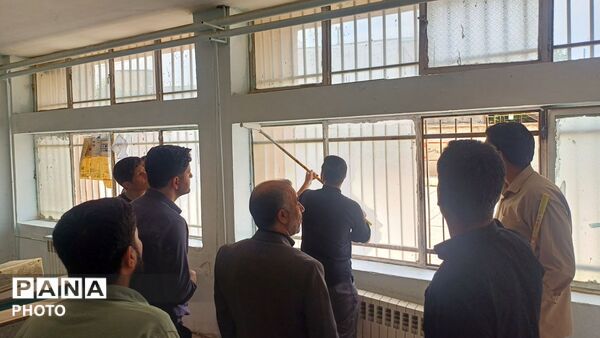 بازدید فرمانده سپاه پاسداران کوهدشت ازاجرای طرح شهید عجمیان در مدرسه معرفت شهرستان کوهدشت