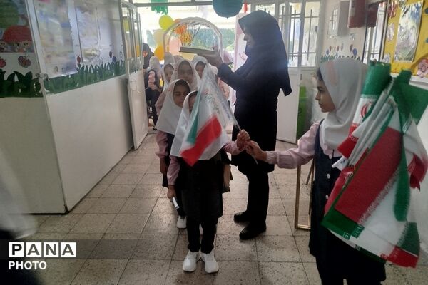 طنین زنگ مهر در مدارس فیروزکوه