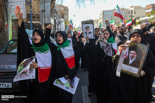  چهلمین روز شهادت رهبر شهید انقلاب اسلامی - تهران/2