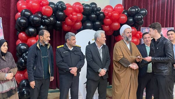  همایش تجلیل از نخبگان کنکور شهرستان اسکو 