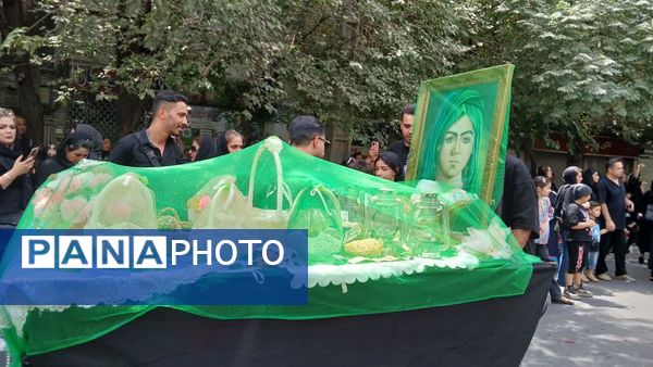 عاشورا روایت بیداری