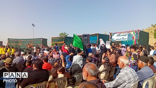 همایش بزرگ پیاده روی خانوادگی  هفته سلامت در یاسوج 
