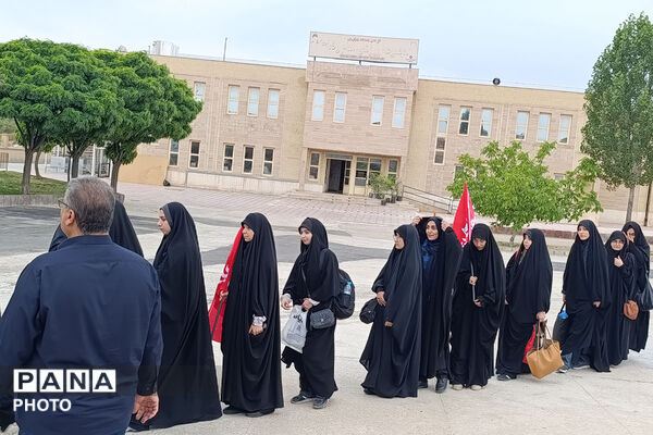 اعزام دانش‌آموزان و دانشجویان بجنوردی به مشهد برای حضور در آیین تشییع پیکر رهبر شهید
