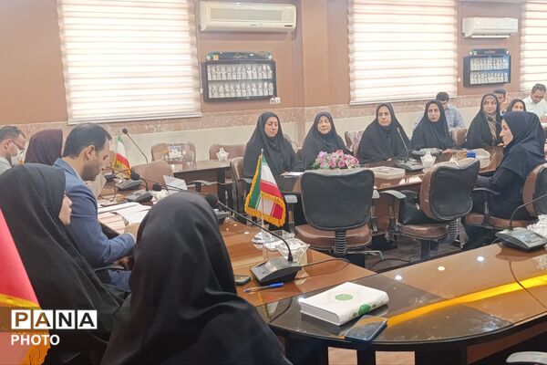 جلسه سالانه هماهنگی جشنواره فرهنگی و هنری فردا و پرسش مهر با حضور مدیران و مربیان مدارس رباط‌کریم