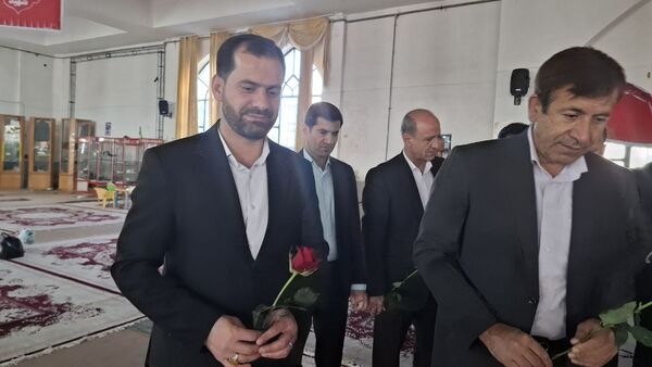تجدید میثاق مسئولان آموزش پرورش کهگیلویه و بویراحمد با شهدا به‌مناسبت هفته امور تربیت اسلامی