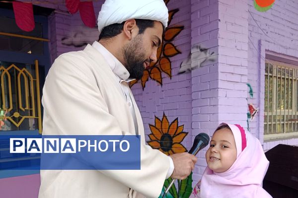 نغمه‌های قرآنی در دل دختران دبستان میقات بهارستان دو طنین‌انداز شد