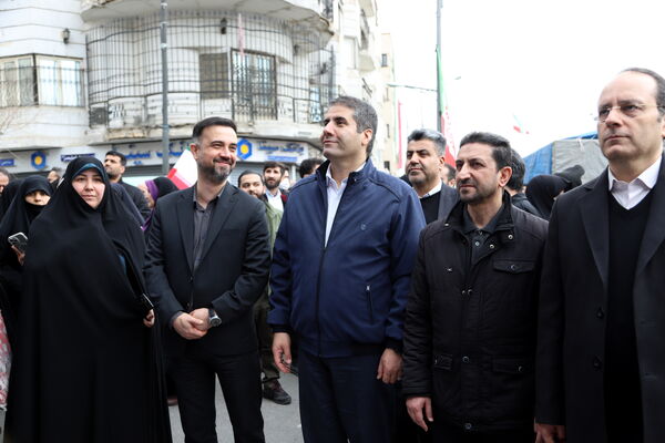 راهپیمایی باشکوه ۲۲ بهمن در قاب تصویر