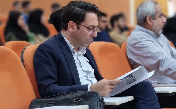 جشنواره تخصصی هوش مصنوعی در هفته هوش مصنوعی در دانشگاه آزاد واحد کرج 