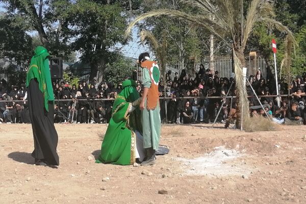 مراسم آیینی خیمه سوزان سنت هرساله مردم مشهد