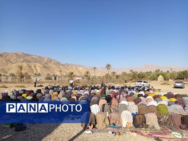 عید سعید فطر در جوار شهدای گمنام بخش احمدی 