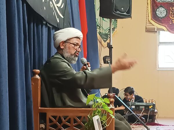 همایش احلی من العسل در اتحادیه انجمن‌های اسلامی دانش‌آموزی نیشابور