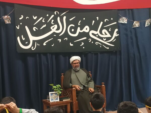 همایش احلی من العسل در اتحادیه انجمن‌های اسلامی دانش‌آموزی نیشابور