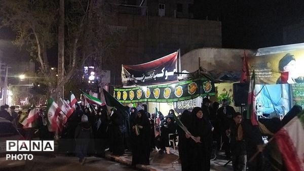 موکب ها در سراسر شهر نیشابور آماده خدمت رسانی هستند 