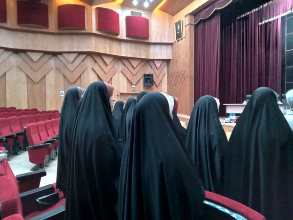 افتتاحیه همایش طلایه داران فردا در بجنورد
