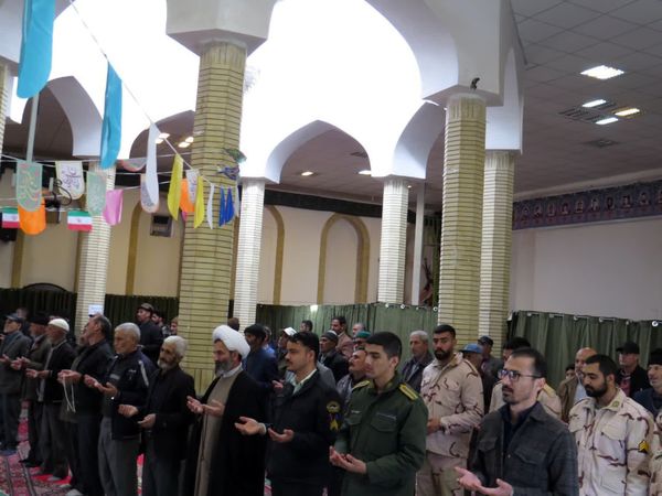 نماز جمعه عبادی و سیاسی در شهر غلامان