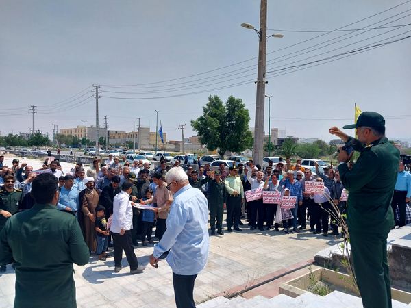 تجمع مردم پارسیان در حمایت از عملیات وعده صادق