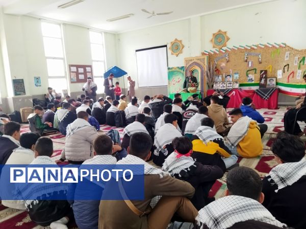 اعزام دانش‌آموزان پسر متوسطه دوم حاجی‌آباد به کربلای‌ایران