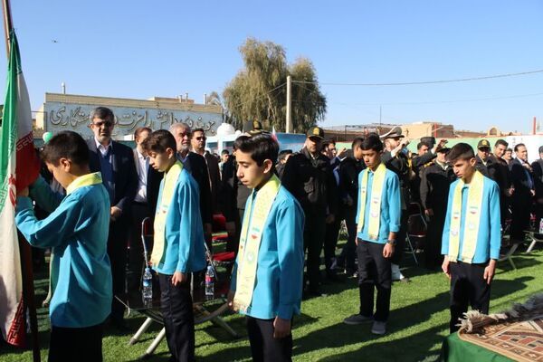 زنگ انقلاب در یزد طنین انداز شد