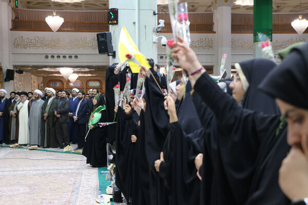 اجتماع عظیم دختران دانشجوی کشور در حرم حضرت معصومه(س)