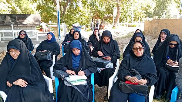 مشاوران مدارس بازوی توانمند مراقبت روح و روان دانش‌آموزان