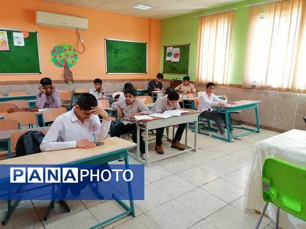 اعزام دانش‌‌آموزان سندرک به مسابقات استانی قرآن، عترت و نماز