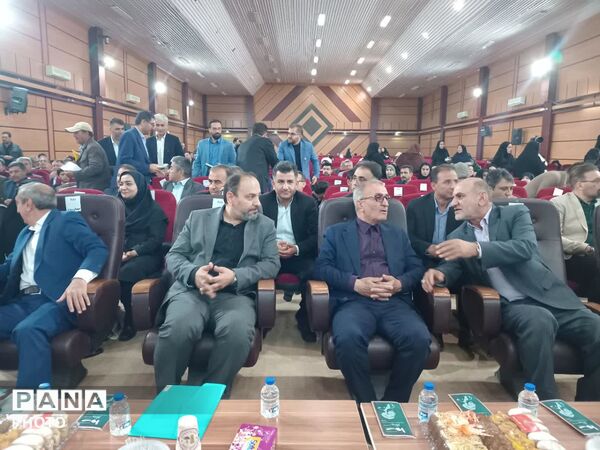 جشن روز معلم با حضور معاون پرورشی و فرهنگی وزیر آموزش و پرورش در یاسوج 