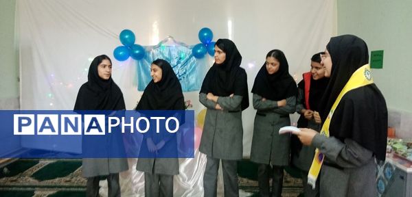 جشن ولادت امام زمان(عج) دردبیرستان حاج مهدی روحانی خلیل آباد