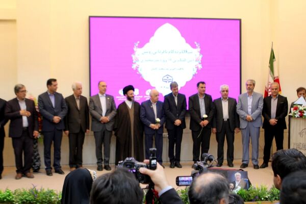 آیین کلنگ‌زنی ۱۶ مدرسه خیرساز در کاشان؛ مشارکت مردمی، حمایت دولتی