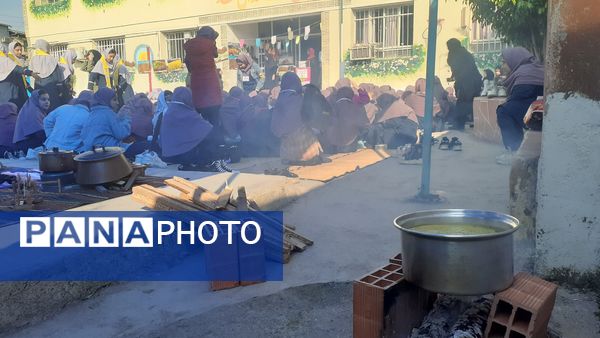 جشن هفته مازندران در دبیرستان نجم قائمشهر